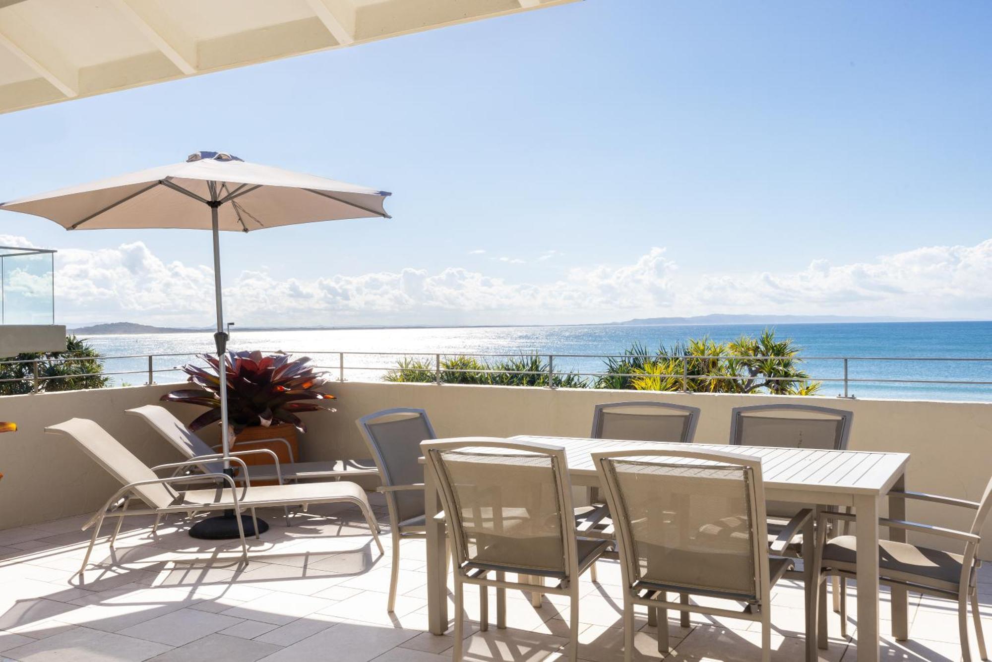 Portofino 7 Beachfront Penthouse Apartment Noosa Heads Exterior foto