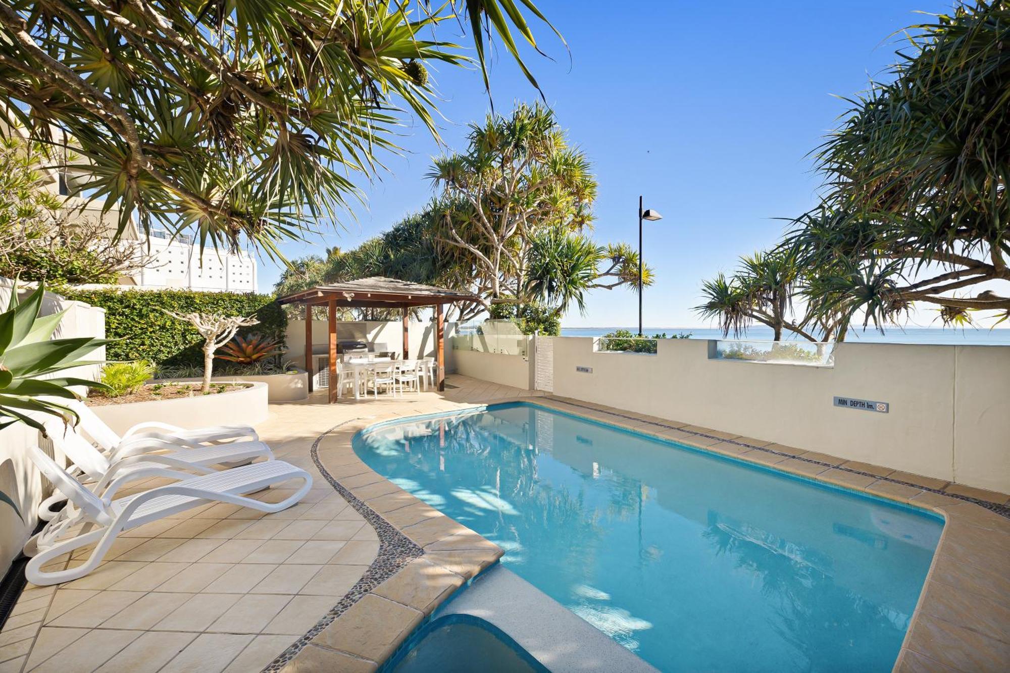 Portofino 7 Beachfront Penthouse Apartment Noosa Heads Exterior foto